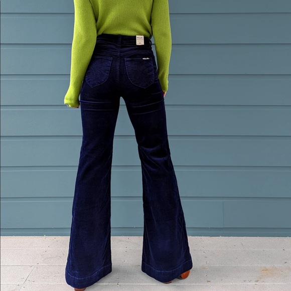 ๐ Rollaโs Eastcoast Corduroy Flares in Midnight Navy - Picture 9 of 15